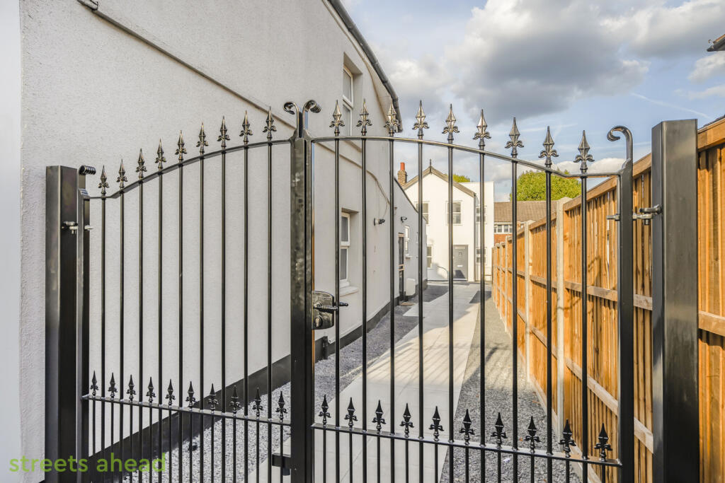 2e7cdd4d-8527-4bf...