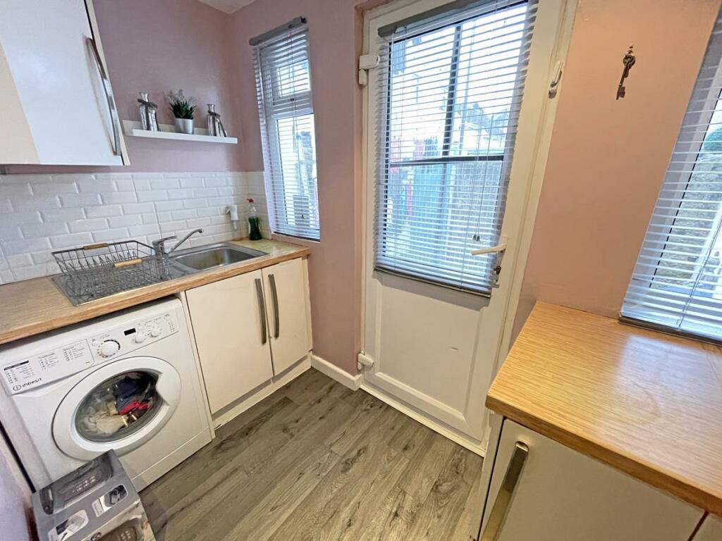 Maristow Avenue 46 Kitchen.jpg