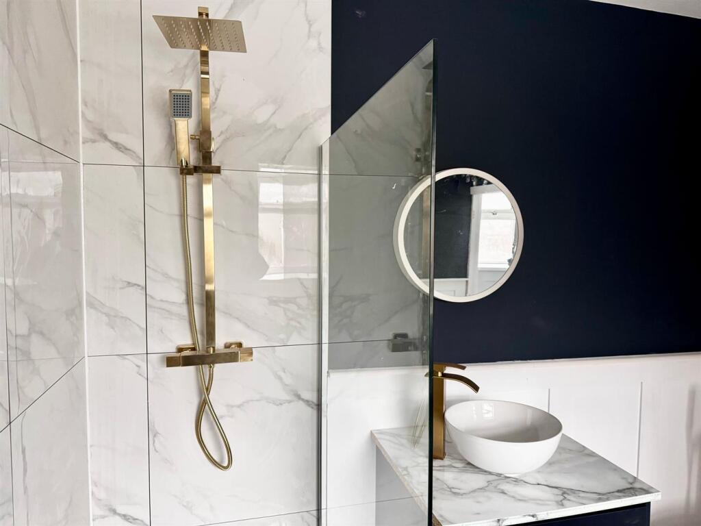 WhatsApp Image 2025-02-19 at 17.51.56.jpeg