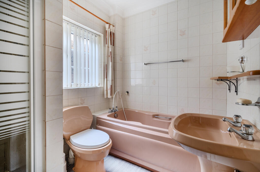 1393835-10-694423...