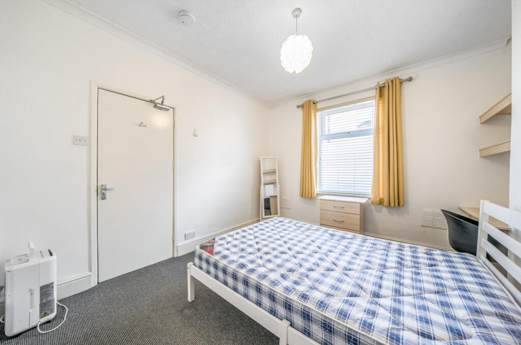 1358608-2-68d5469...