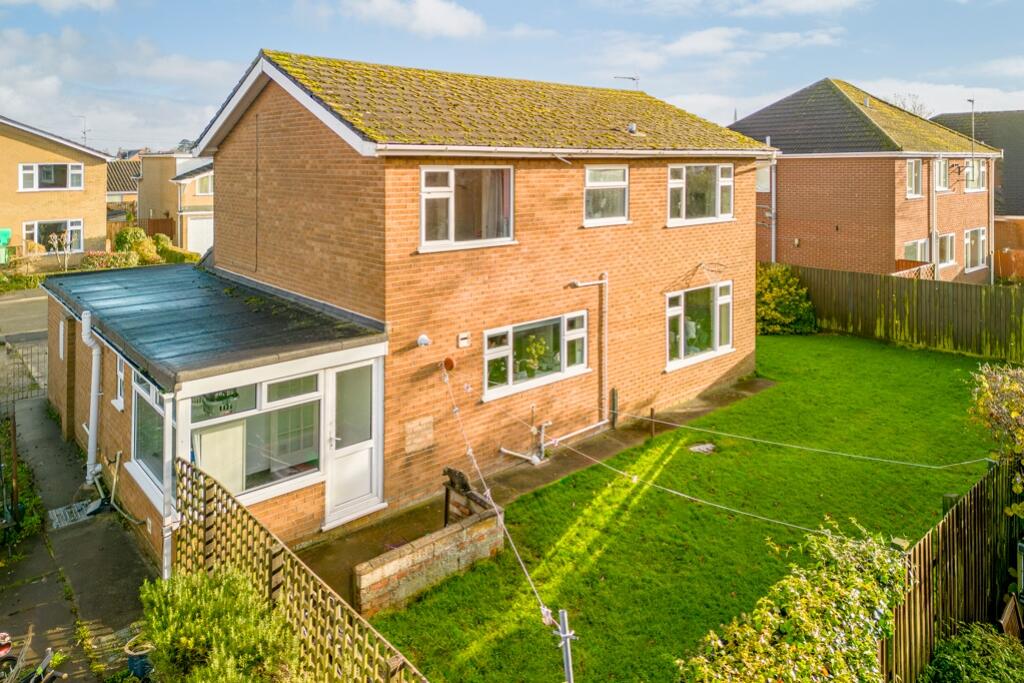 52 Chestnut Avenue (Holbeach)-2