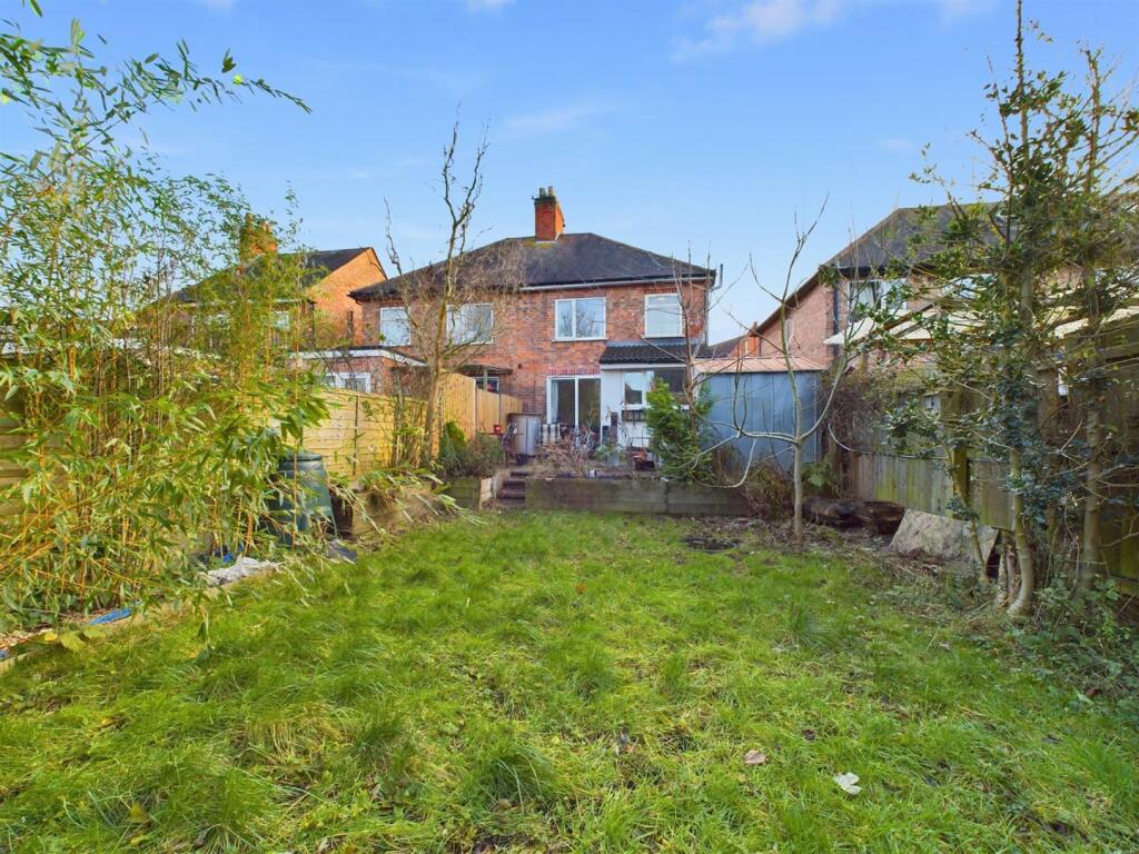 Rear Elevation / Garden