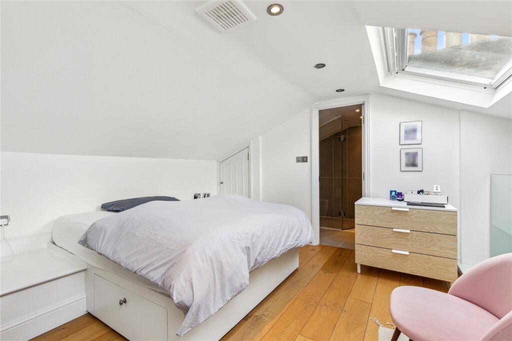 Mezzanine Bedroom