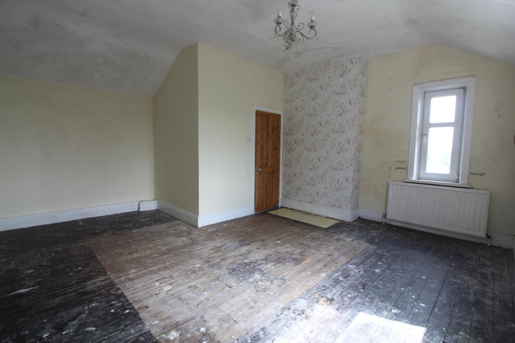 Bedroom 3 T202507251439.jpg