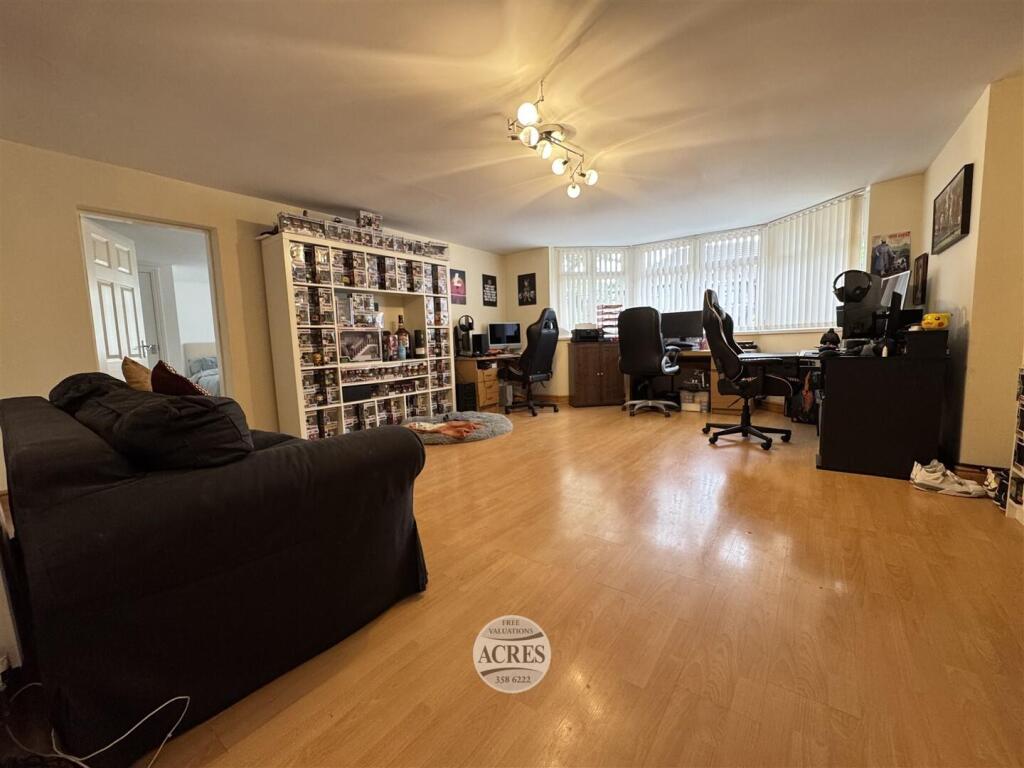 IMG_2212 (Large).jpg