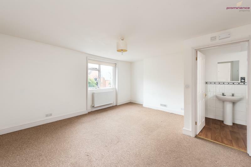 Bedroom - en suite