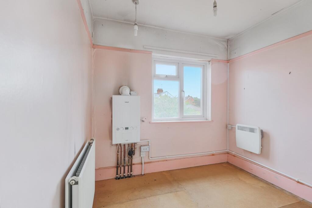 89 Elmbridge Road, Gloucester, Gloucestershire, GL2 0PG