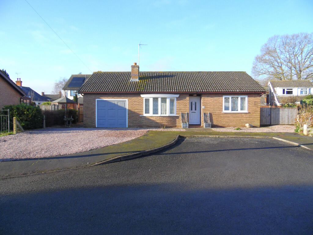 FRONT &amp; DRIVEWAY