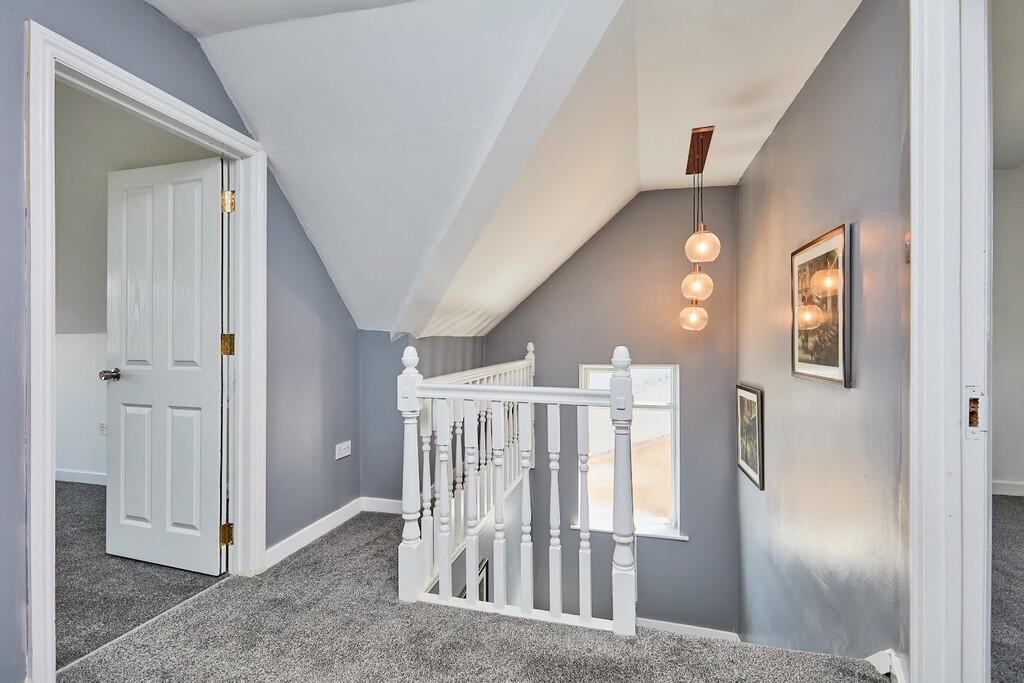 Edward Knight 202...