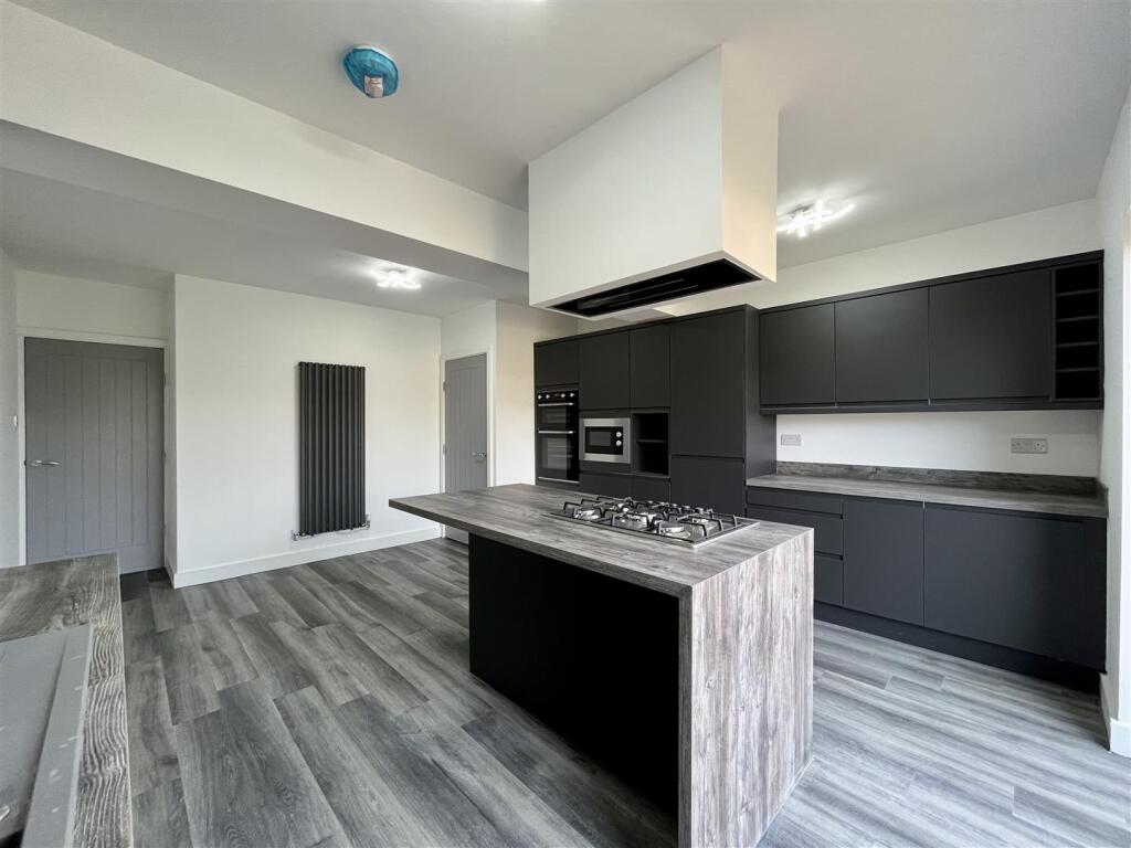 Breakfast Kitchen Aspect 4