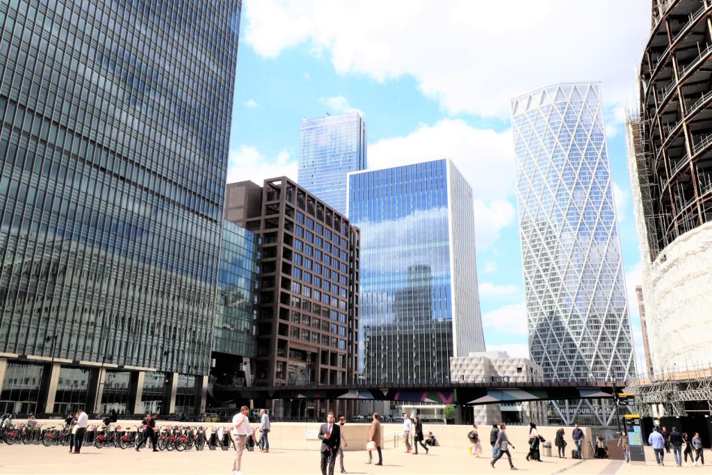Views outside Canary Wharf station