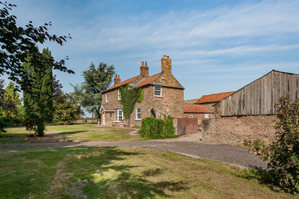 Landing farm36.jpg