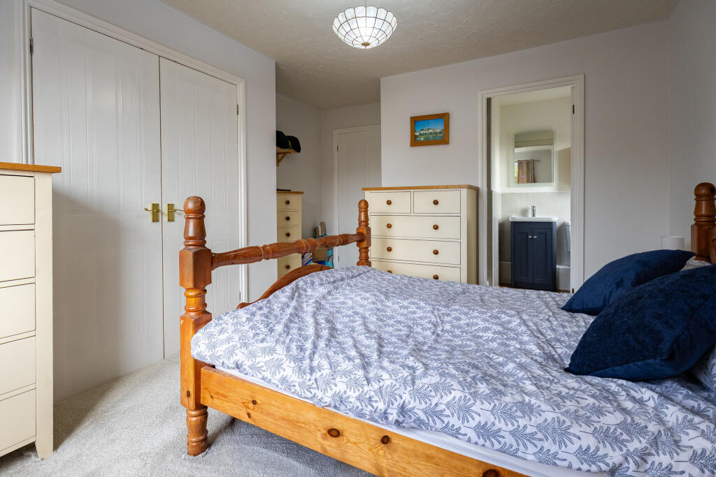 Bed 1 (2)