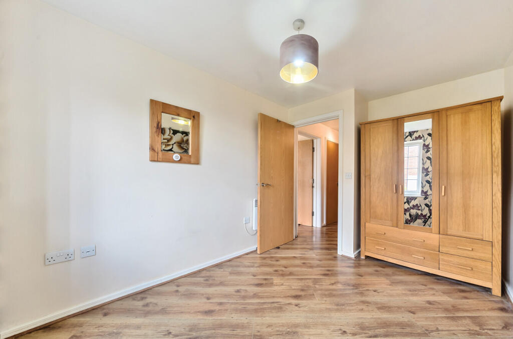 1318965-3-6874efb...