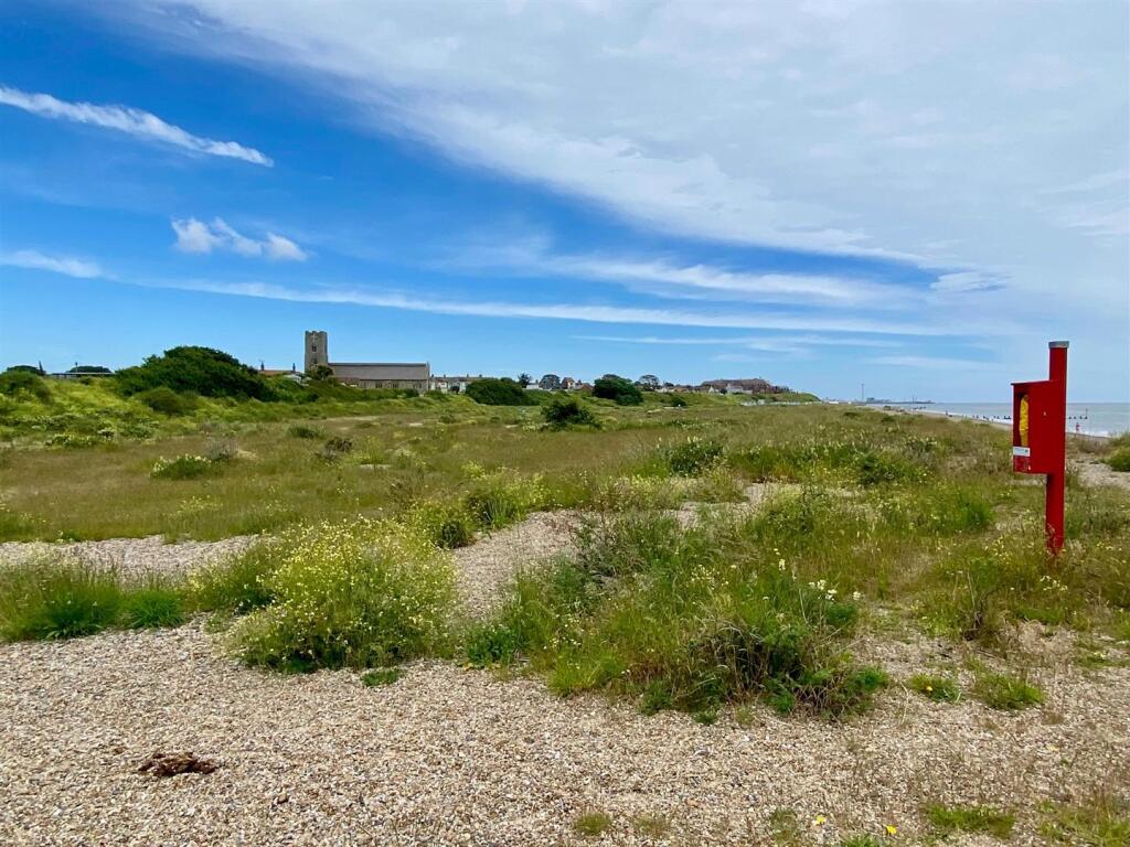 Very Short Walk Away (4).jpg