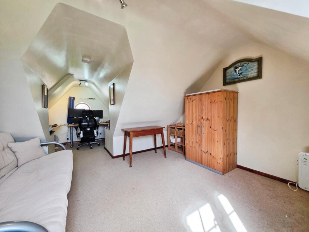 Loft Room.jpg