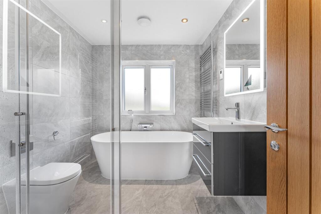 Ensuite