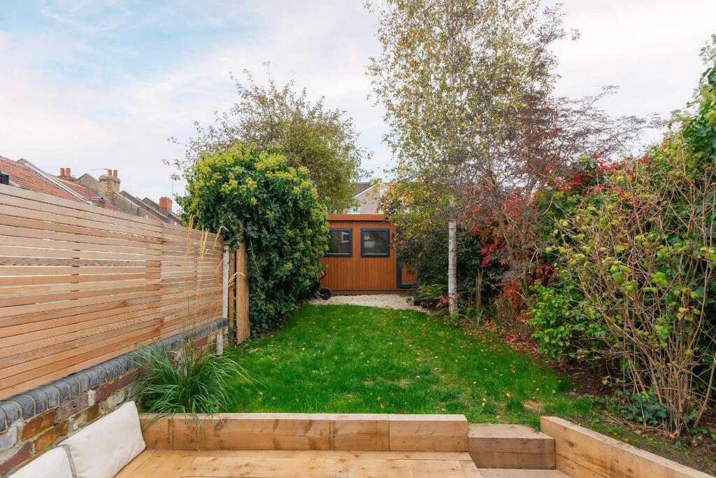 0C2RBN - External C.jpg