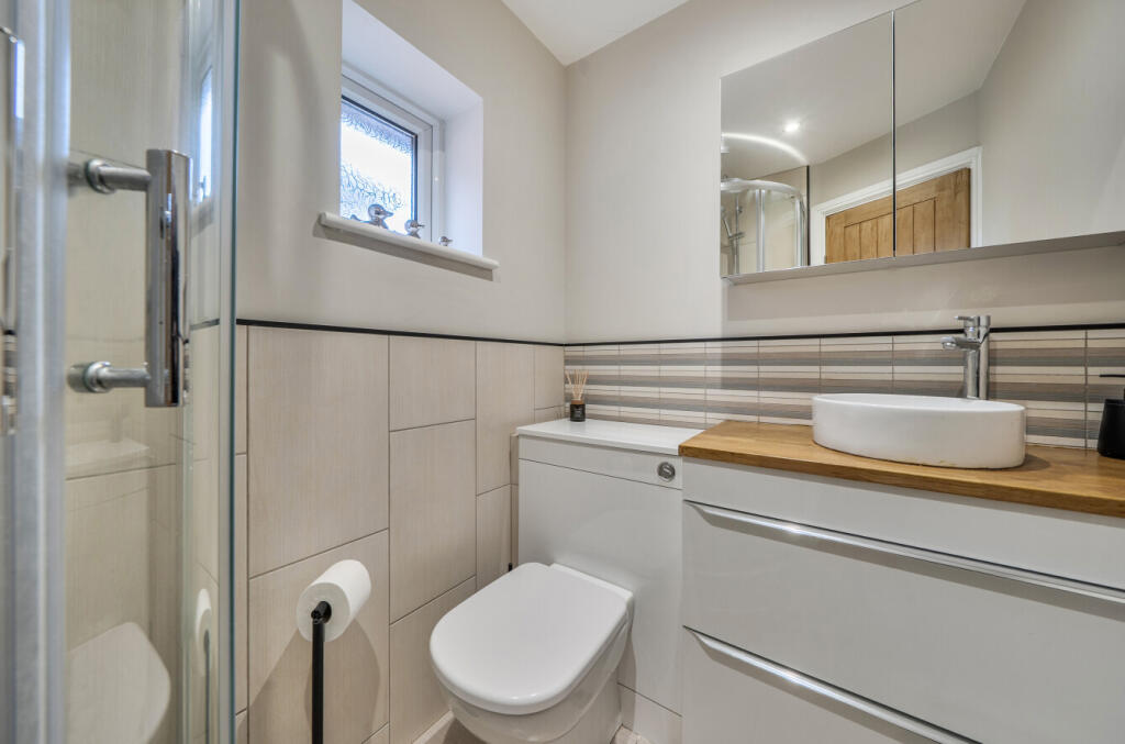 Ensuite