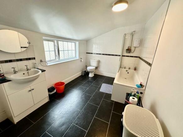 Newbold Road Bathroom.jpeg