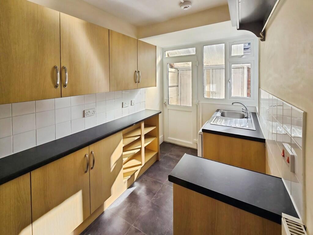 0a5f241c-Kitchen ...