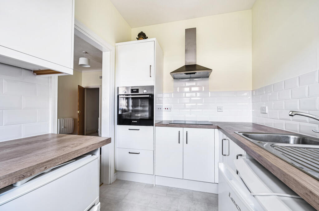 1329530-10-6888e6...