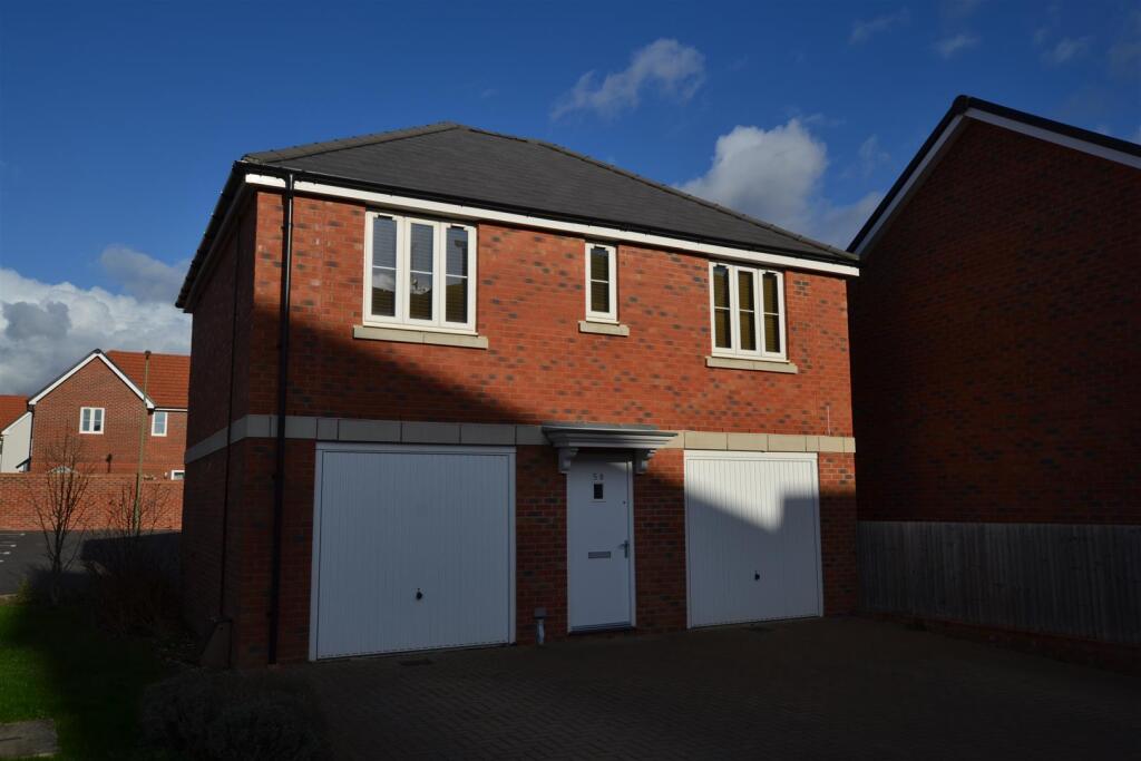 58 Saddle Way 001.JPG