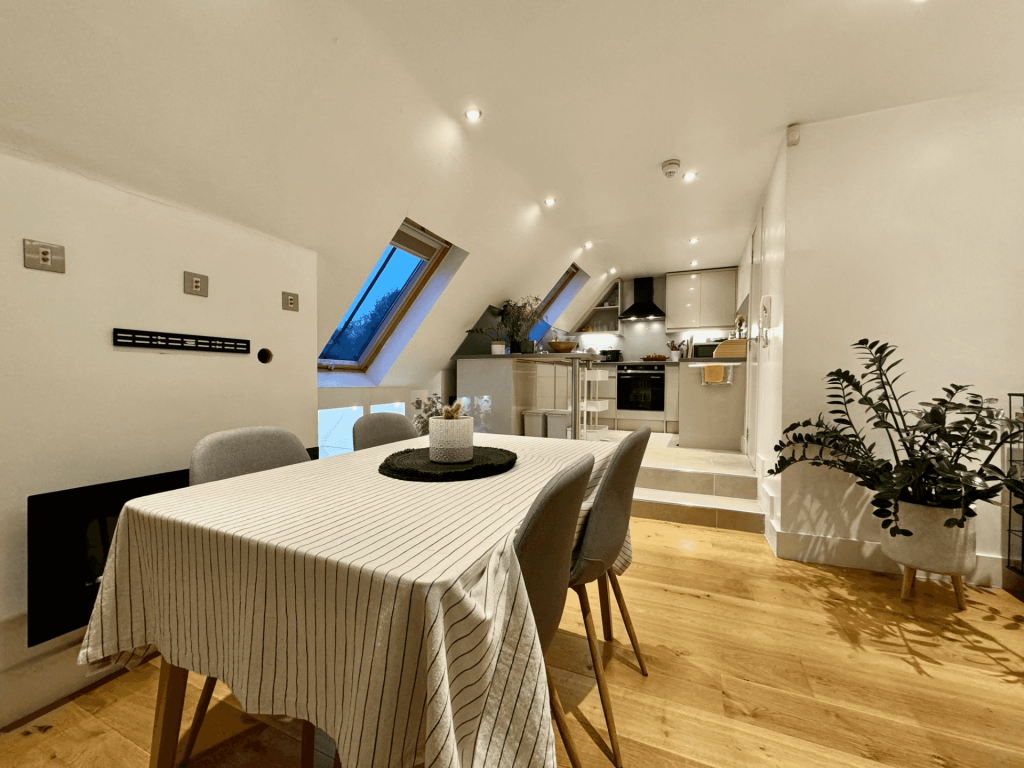 OPEN PLAN RECEPTION/KITCHEN ONE