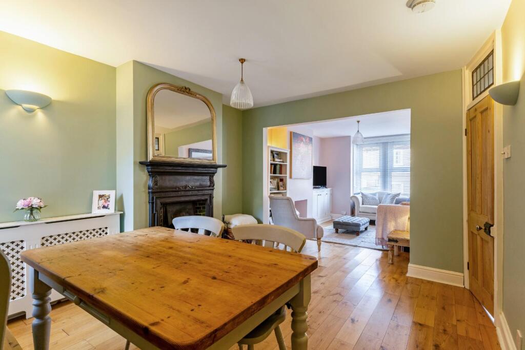 5 Harnham Road Dining