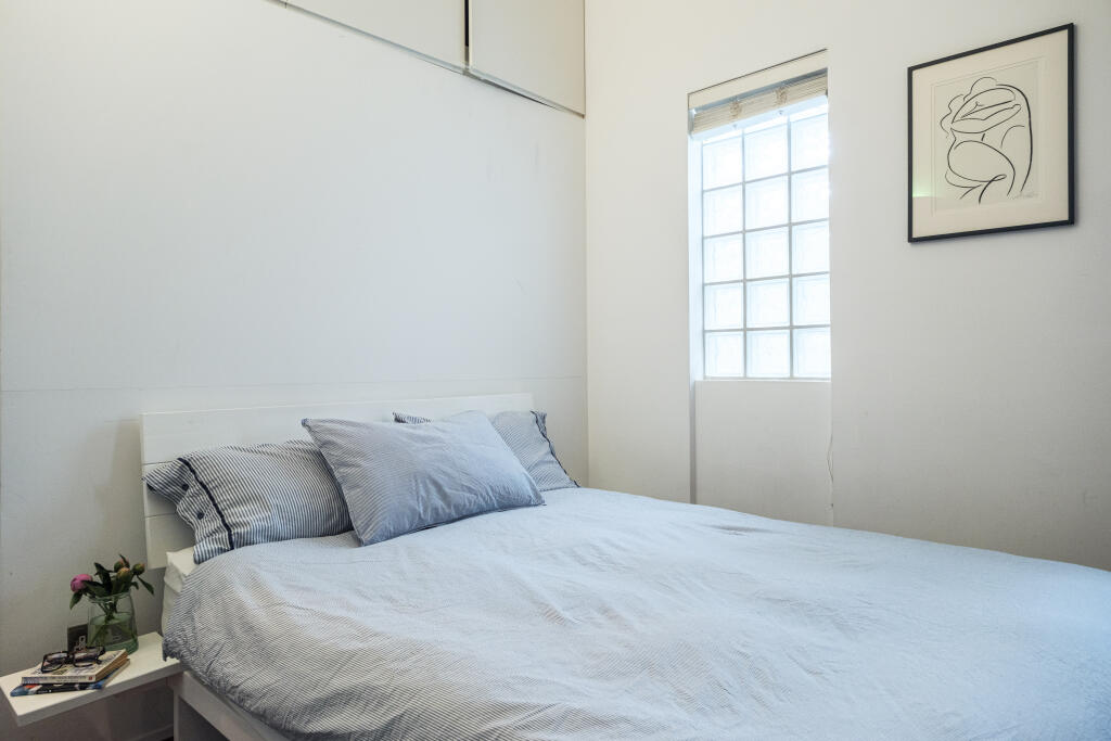 SUNLIGHT-SQUARE-1 (31).jpg