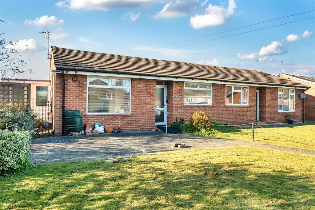 5 Palmer Drive, Lutterworth