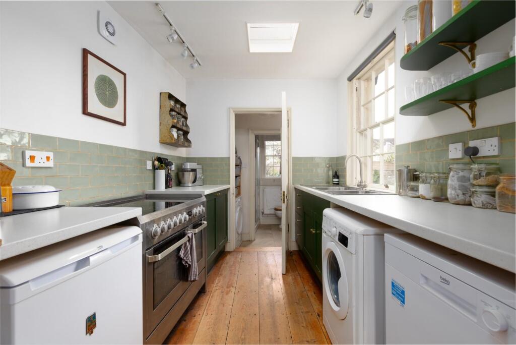 332 Stapleton Road-8.jpg