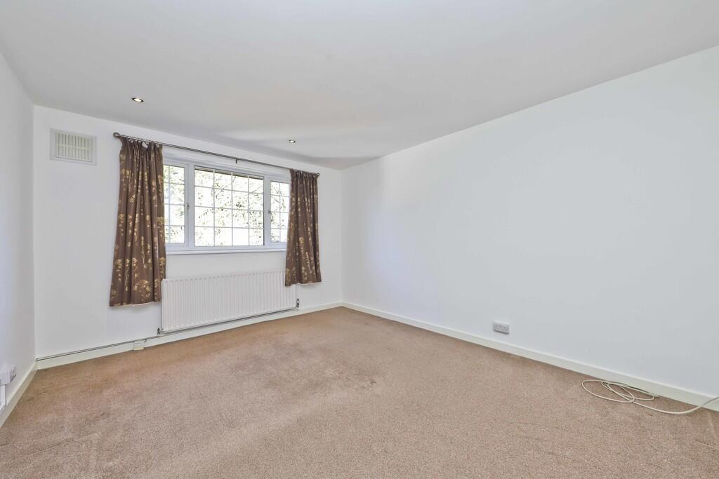 191 Tolcarne Driv...