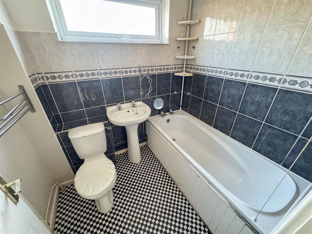 Upstairs Bathroom