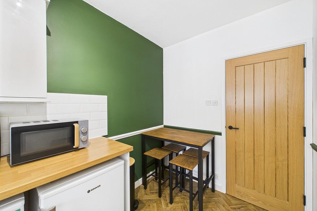 CAM03416G0-PR0090...