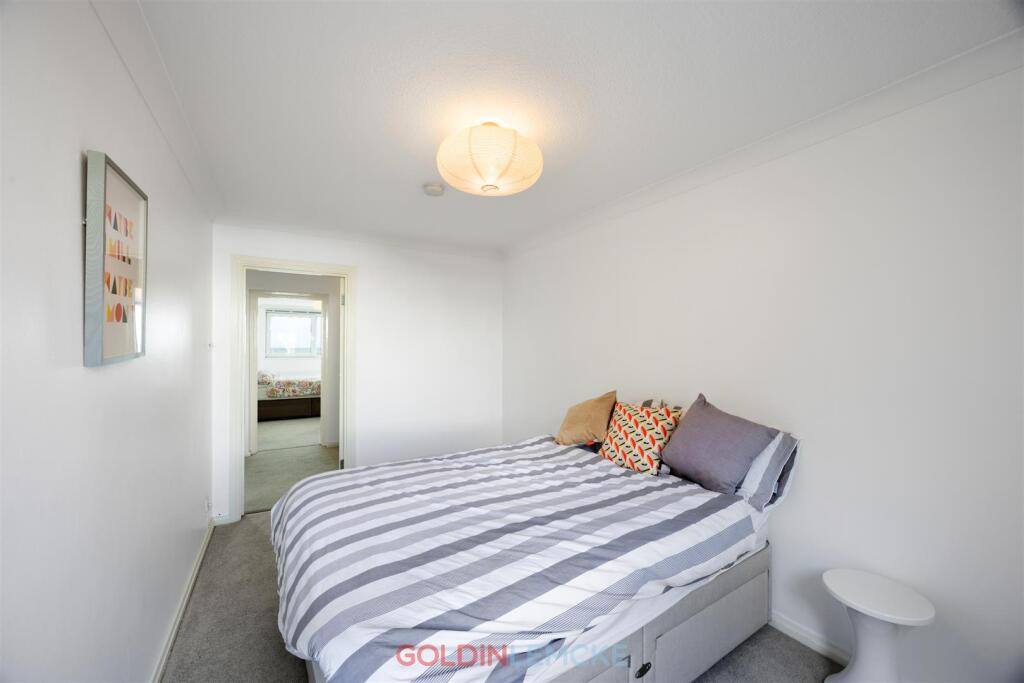 Bedroom (2)