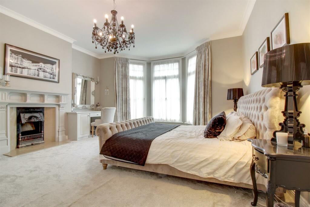 BED1 1.jpg
