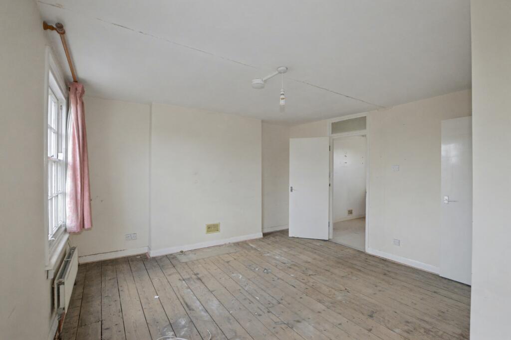 Flat 4, 21/23 Harewood Avenue, Marylebone, London, NW1 6LE