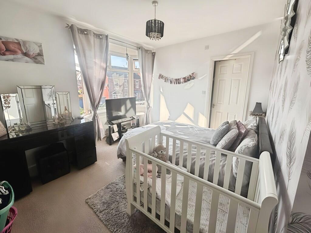 100db90e-WhatsApp...