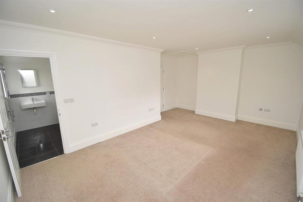 Bedroom One-001.JPG