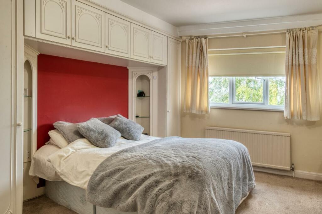 81068_33268119_IMG_19_0000