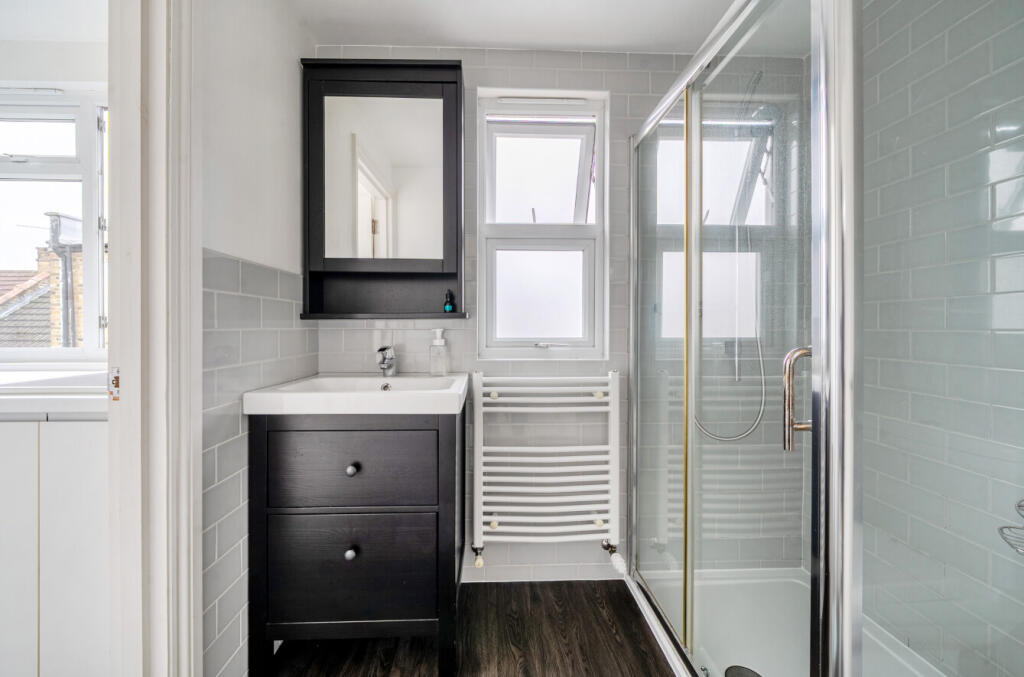 1380483-4-691330c...