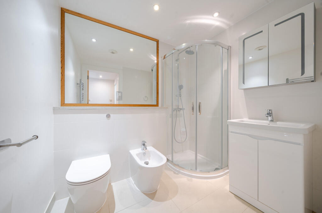 7-681dff7ebb53c-1...