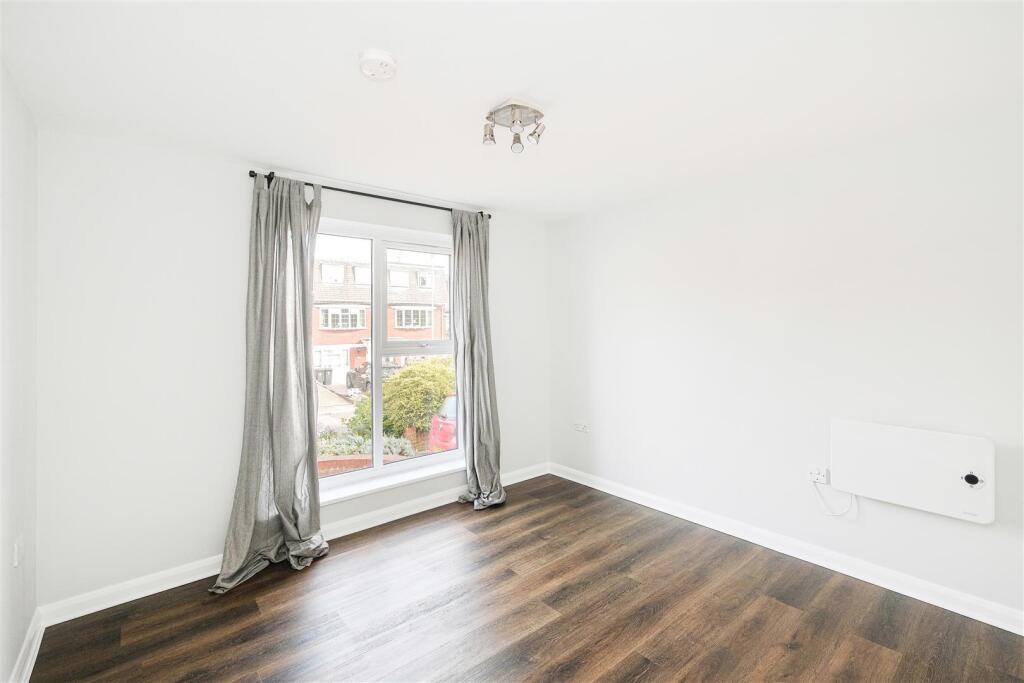 Palmerston Court-10.jpg