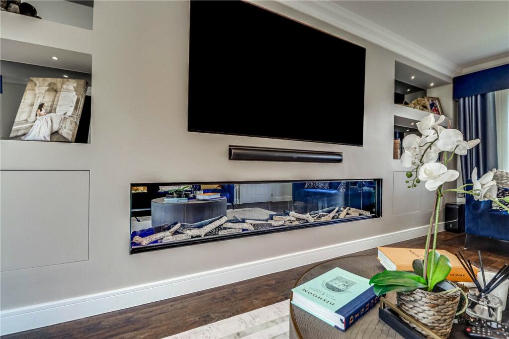 Feature Fireplace