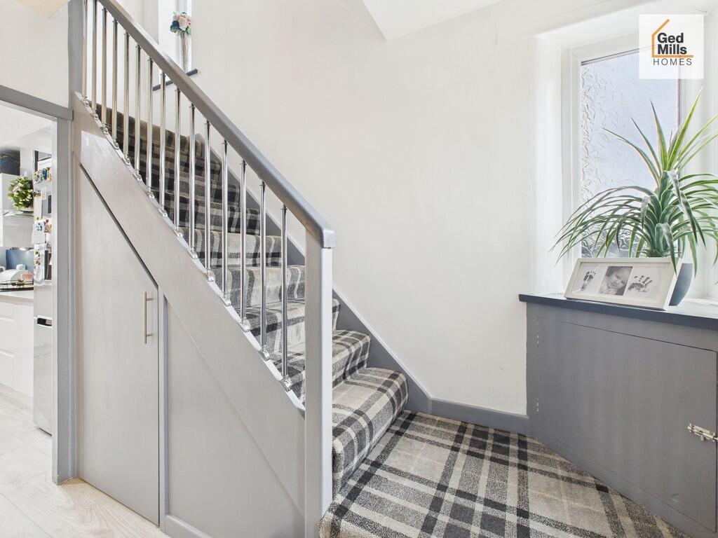 CAM04261G0-PR0105...