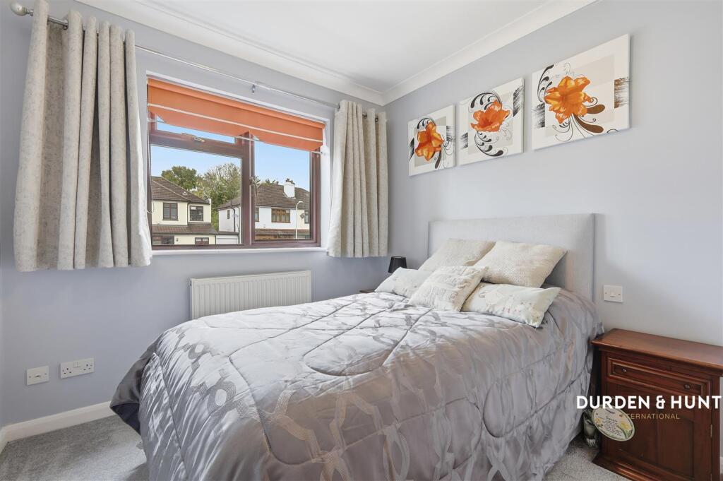 Northumberland Avenue