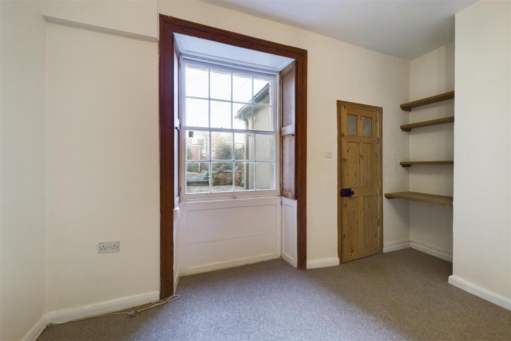 18 Lansdown Place, Cheltenham GL50 2HX | Leasehold