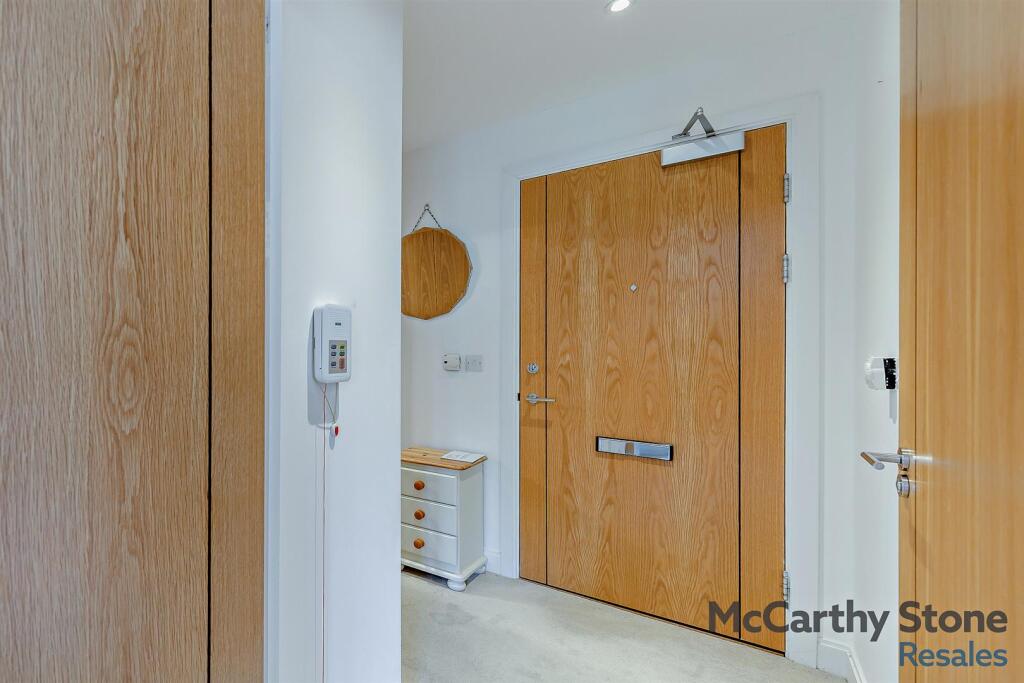8650578-interior15-800.jpg